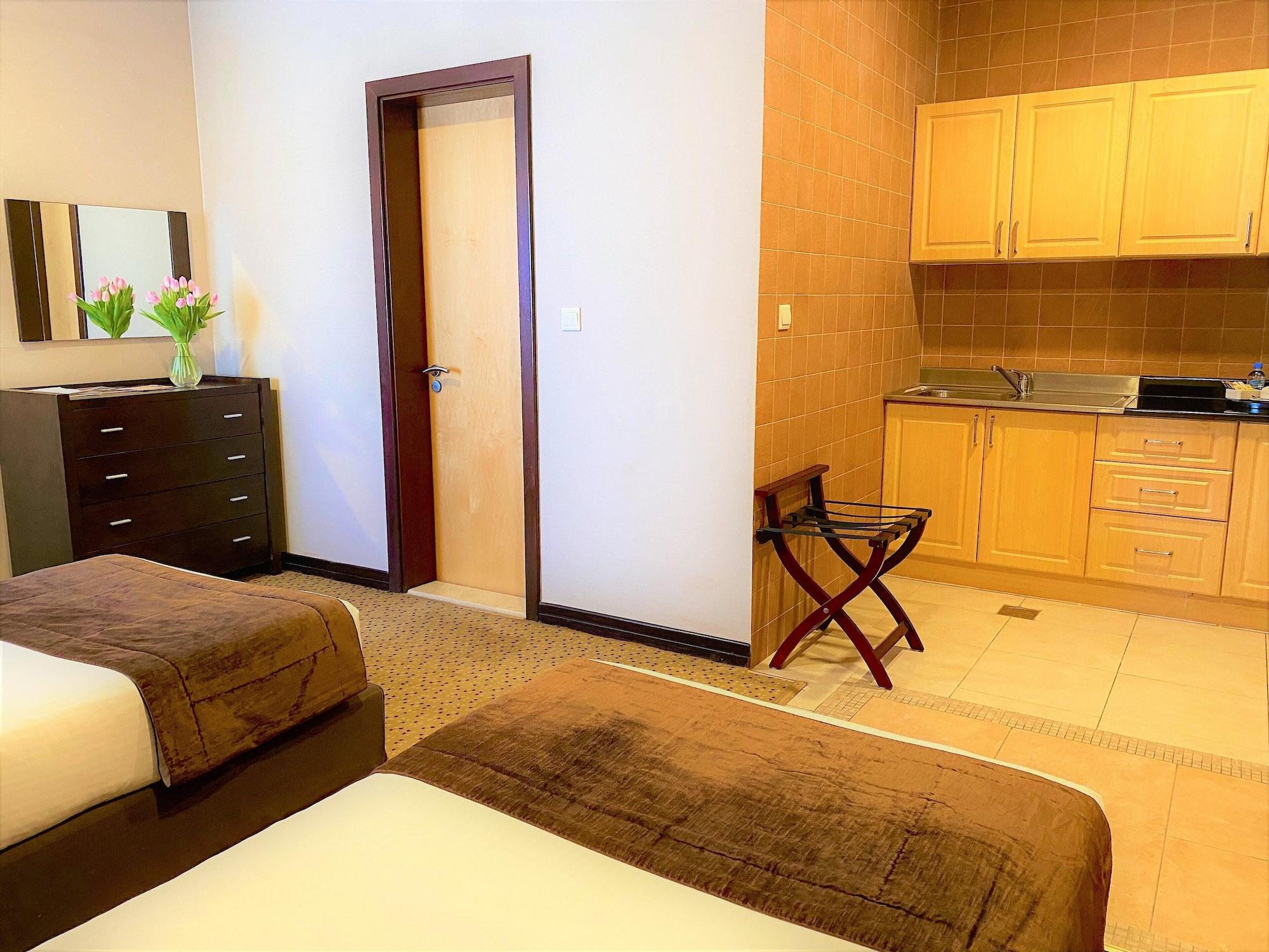Hotel Kingsgate By Millennium 3*